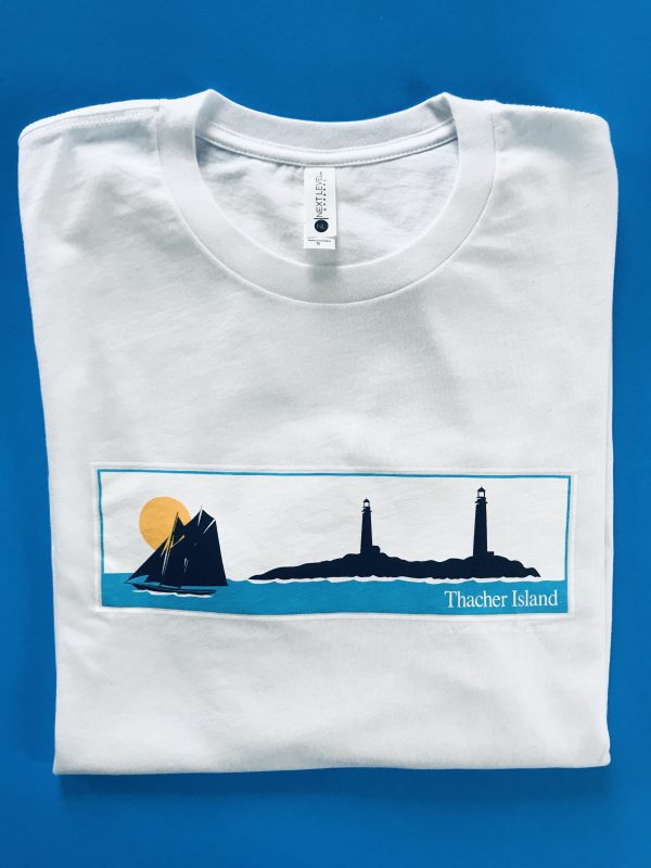 A white t-shirt with a picture of a lighthouse.